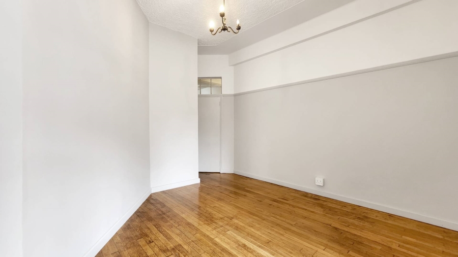 To Let 2 Bedroom Property for Rent in Sea Point Western Cape